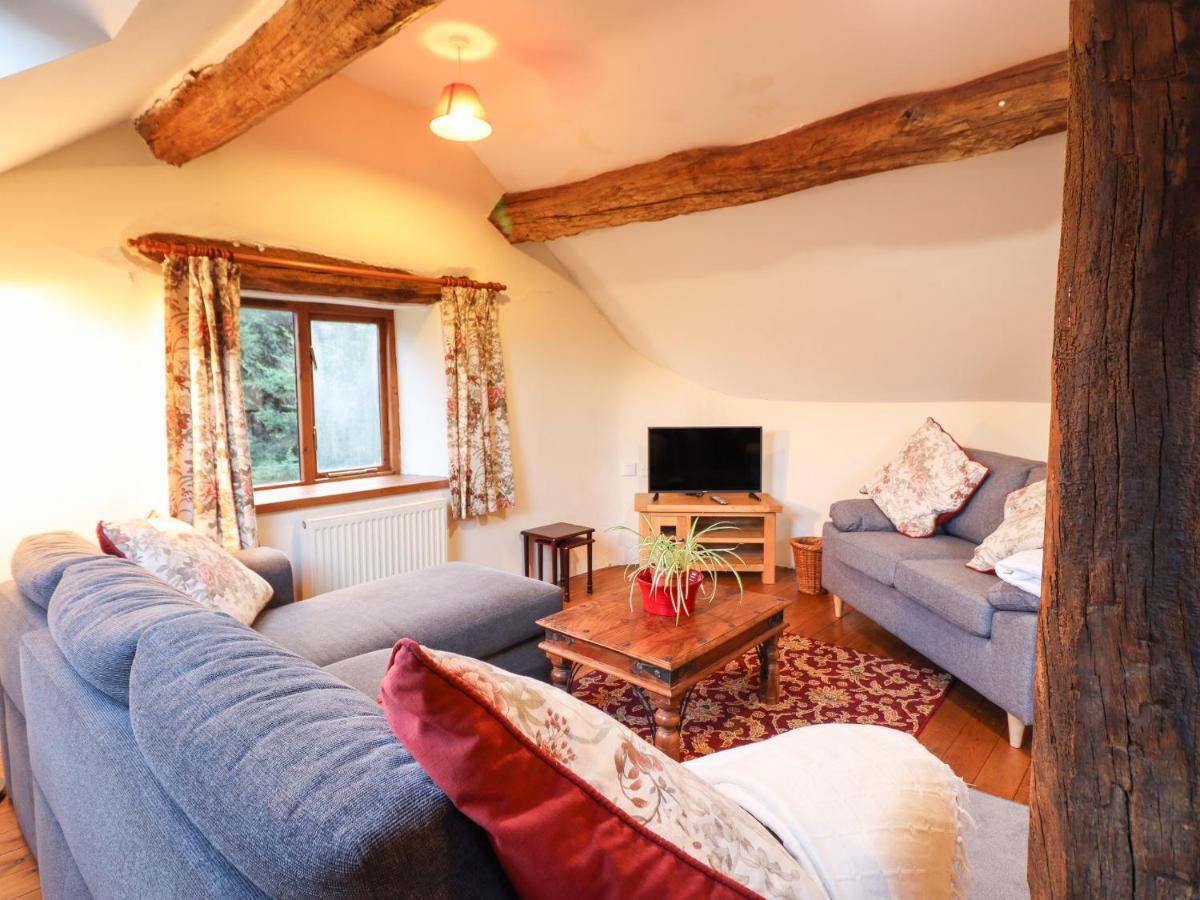 Villa Yr Hen Felin à Oswestry Extérieur photo